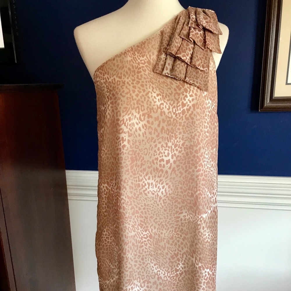 One shoulder dress sz L 💕